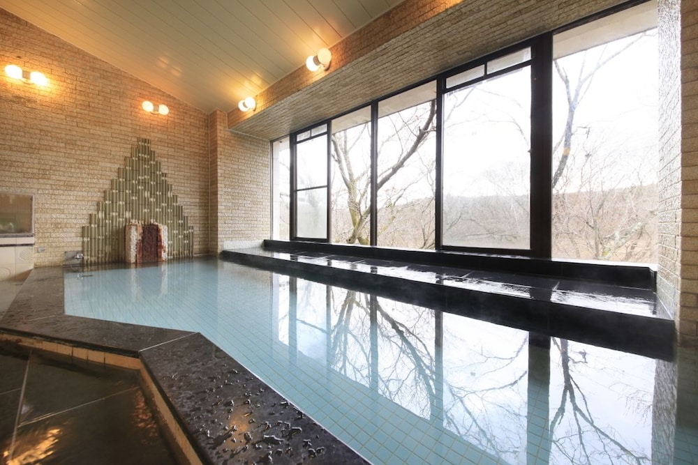 izu ippekiko lakeside terrace