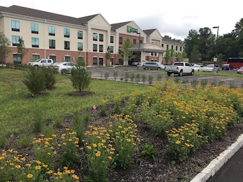 holiday inn express bordentown trenton south by ihg