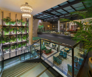 h10 marina barcelona