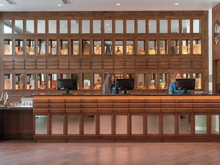 h10 marina barcelona