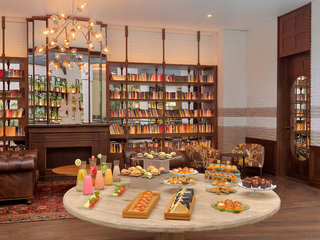 h10 marina barcelona