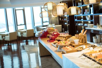 renaissance nanjing olympic centre hotel