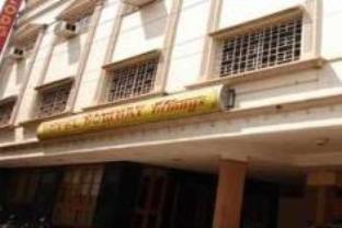 Hotel Bombay Tiffanys,Mandi Mohalla,2 star