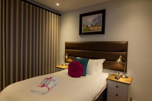 Balmoral Lodge,Cape Town>>Bellville,3 star