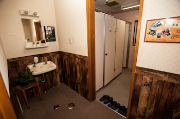 nagasaki house burabura hostel