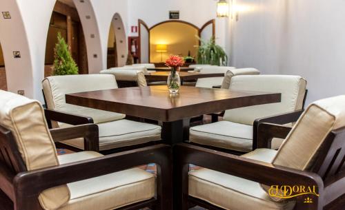 apart hotel el doral