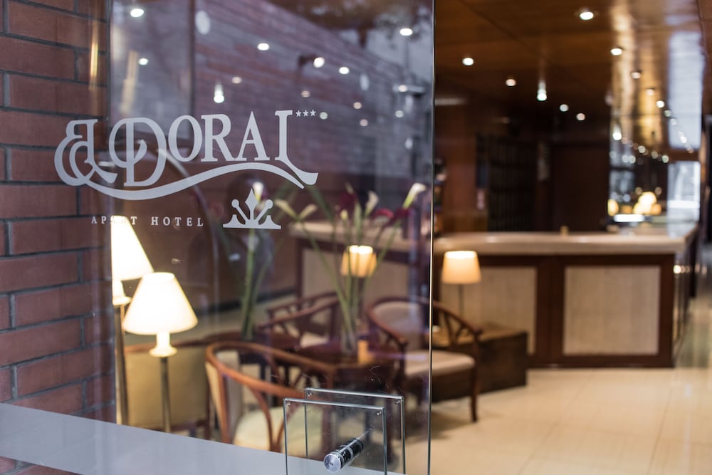 apart hotel el doral