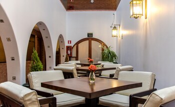 apart hotel el doral