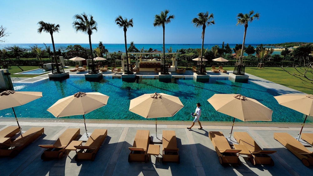 the uza terrace beach club villas