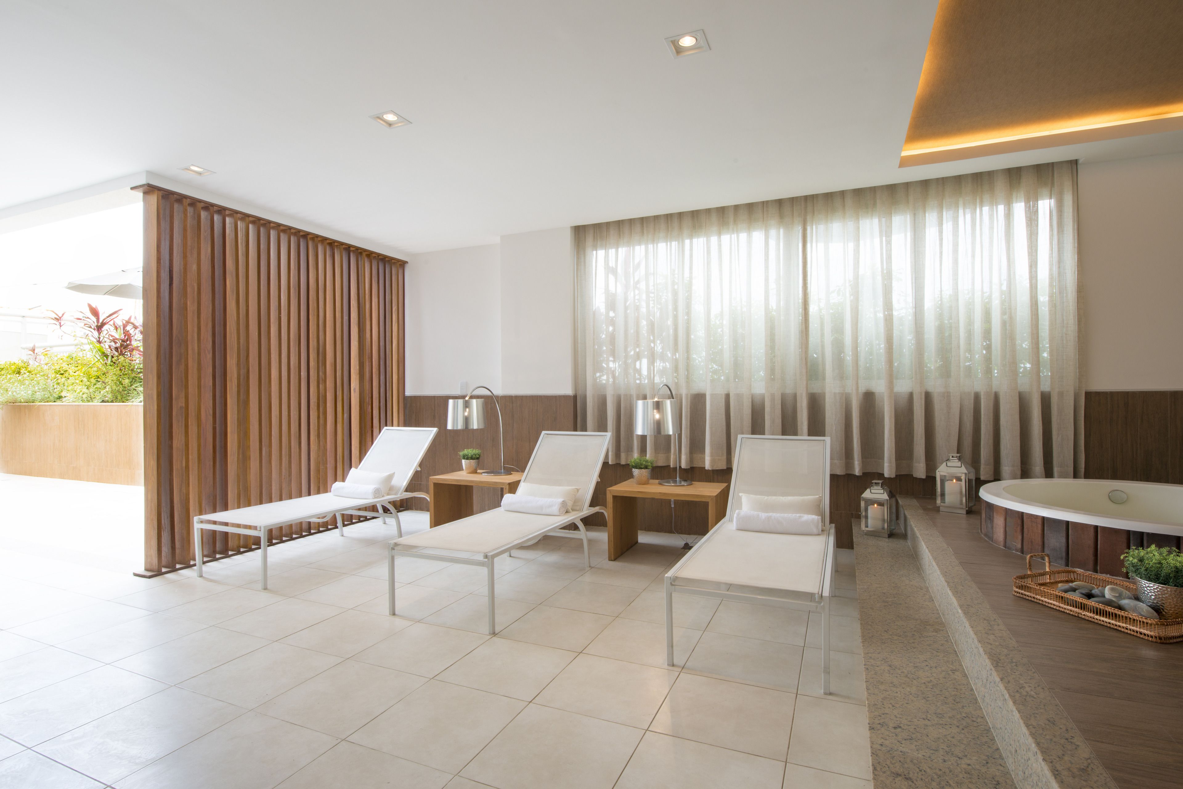 promenade fusion itaguai hotel