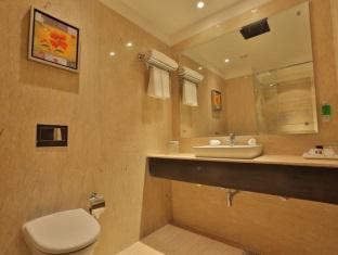 Mandarin Hotel,Kalka>>Chandigarh,3 star