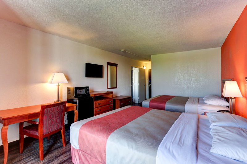motel 6 jackson tn
