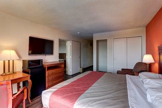 motel 6 jackson tn