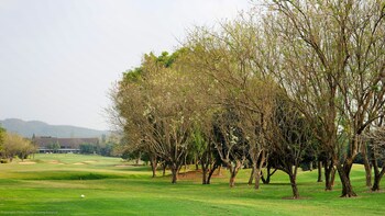 the royal chiangmai golf resort