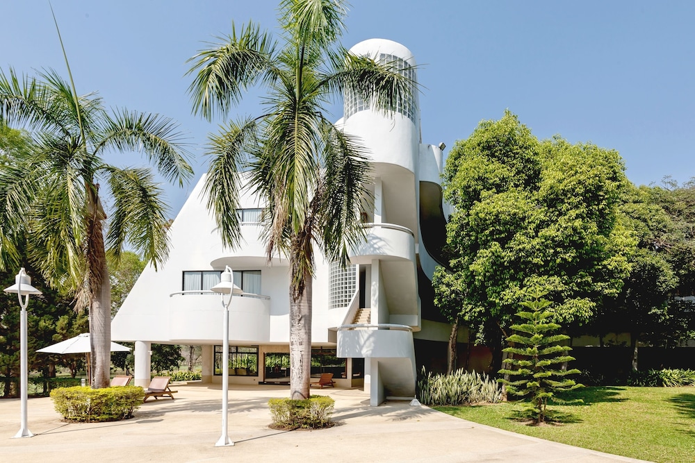 the royal chiangmai golf resort