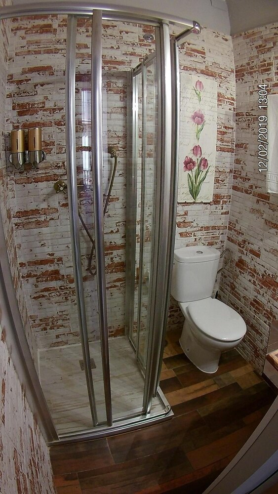hostal hispalense