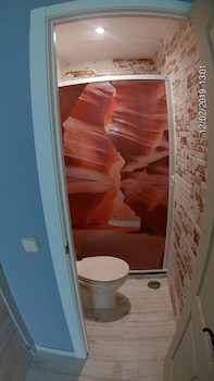 hostal hispalense