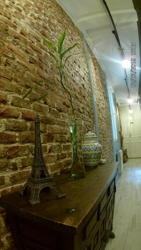 hostal hispalense