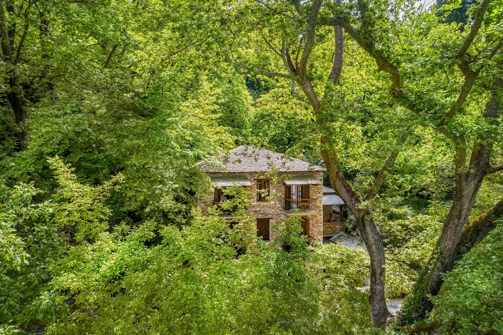 south pelion