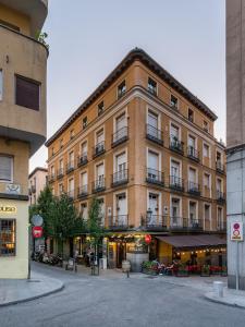 hostal met madrid