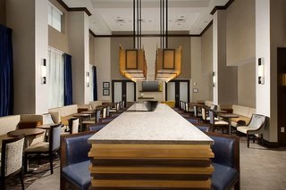 Hampton Inn & Suites Falls Church,Fairfax>>Baileys Crossroads,3 star