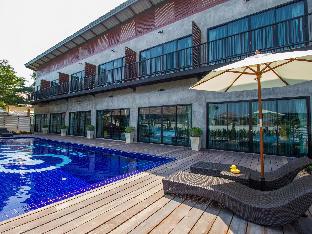 The Bike Loft Family Hostel,444 Moo 15  Huahin-Huai Mongkol Rd,3 star