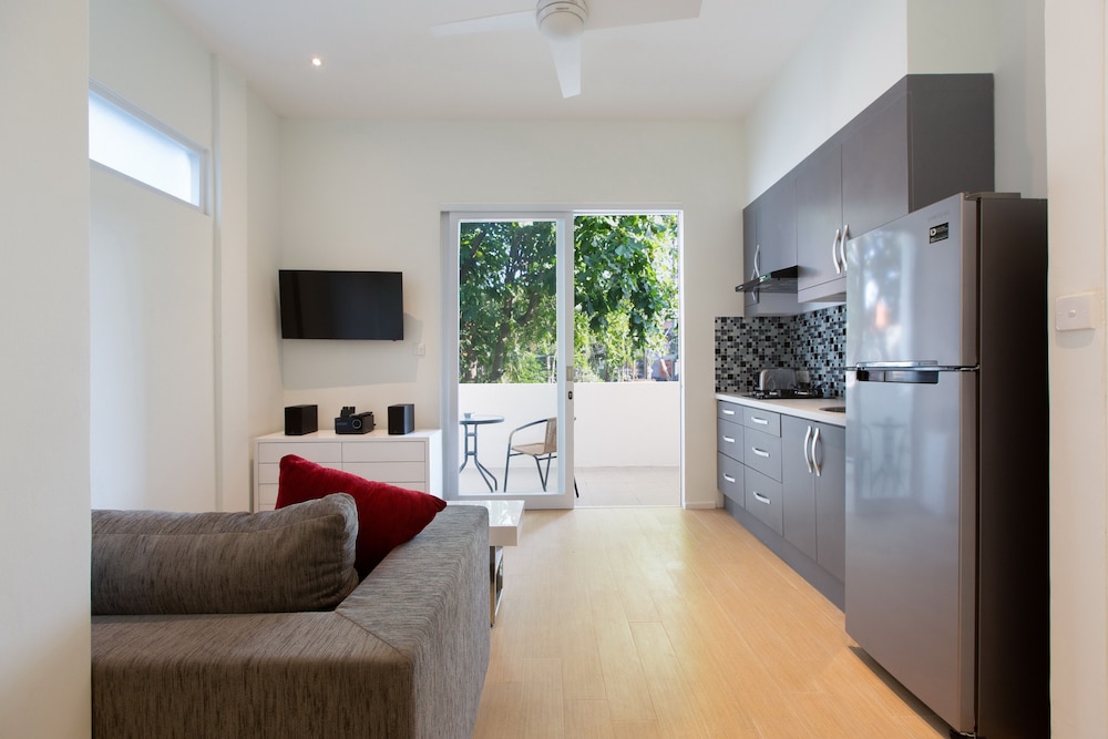 coast boutique apartments