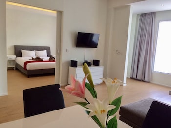 coast boutique apartments