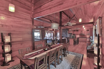 presidential thai villa