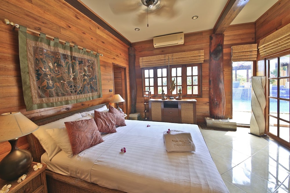 presidential thai villa