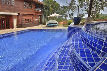 presidential thai villa