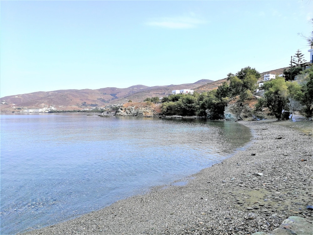 tinos