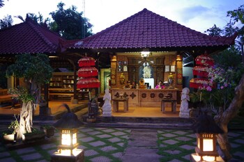 tirta sari bungalows and spa