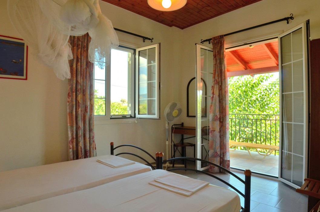 Lemonia Accommodations,Laganas>>Agios Sostis,1 star