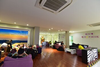 grand pink hotel hat yai