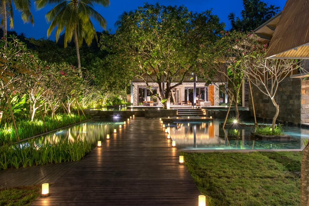 katamaran hotel and resort lombok