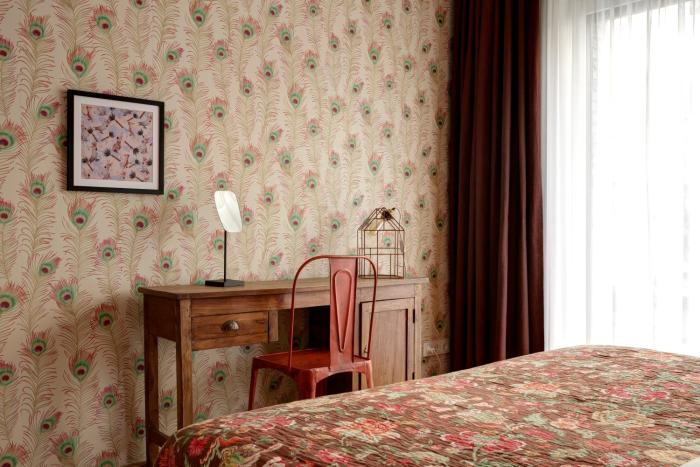 the circus apartments