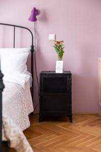 the circus apartments