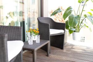 the circus apartments