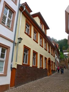Lotte Hostel,Heidelberg>>Bammental,1 star
