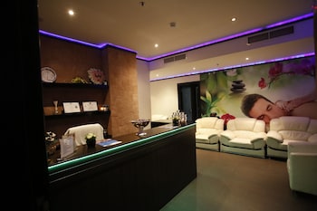 crystal palace hotel