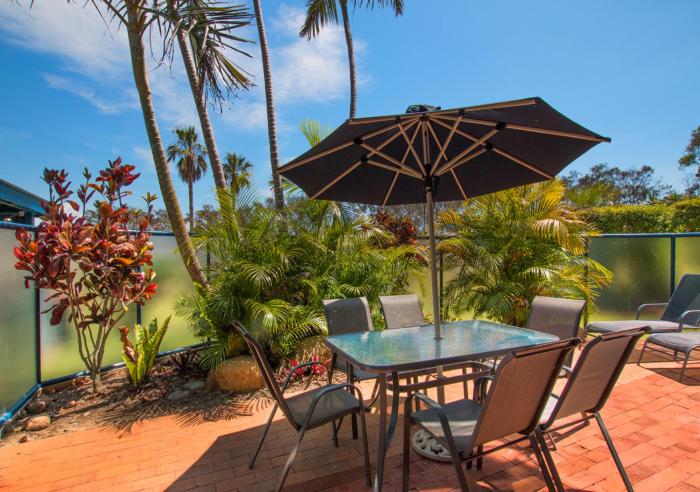 byron bay beachfront apartments