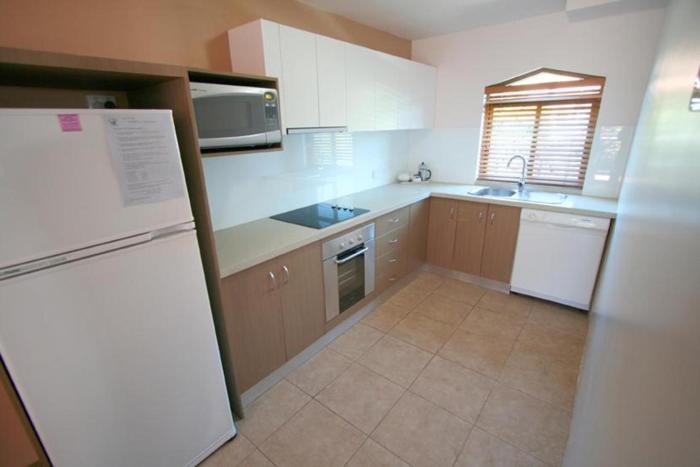 byron bay beachfront apartments