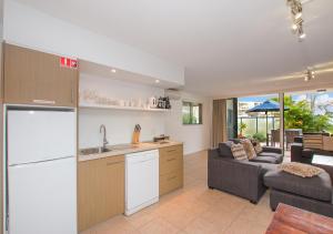 byron bay beachfront apartments
