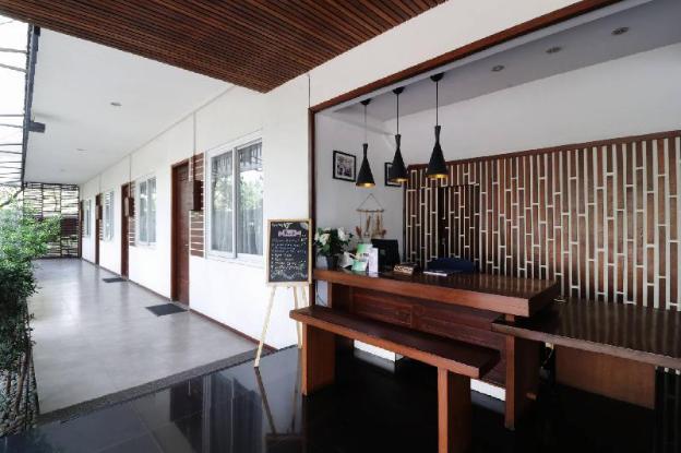 pejaten valley residence