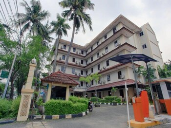 puri jaya hotel