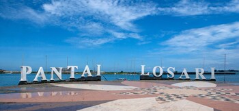 amaris hotel pettarani makassar