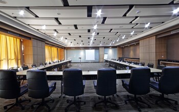 brits hotel karawang