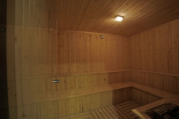 brits hotel karawang