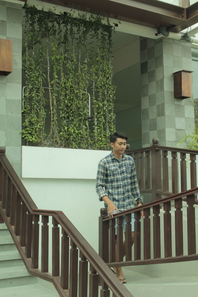 the evitel resort ubud